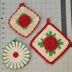 Handmade Vintage Crochet Pot Holders Set